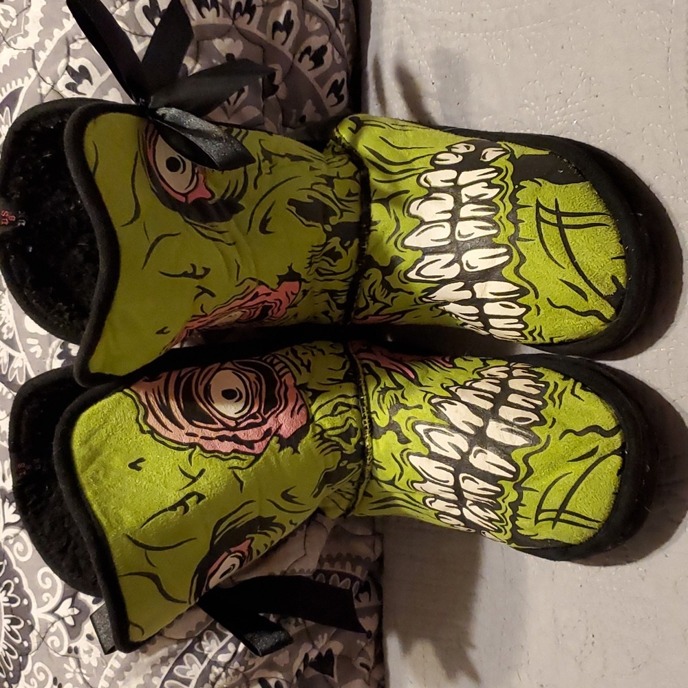 Iron Fist Zombie Stomper Fug Boots